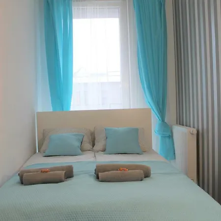 Charles Lux Apartment